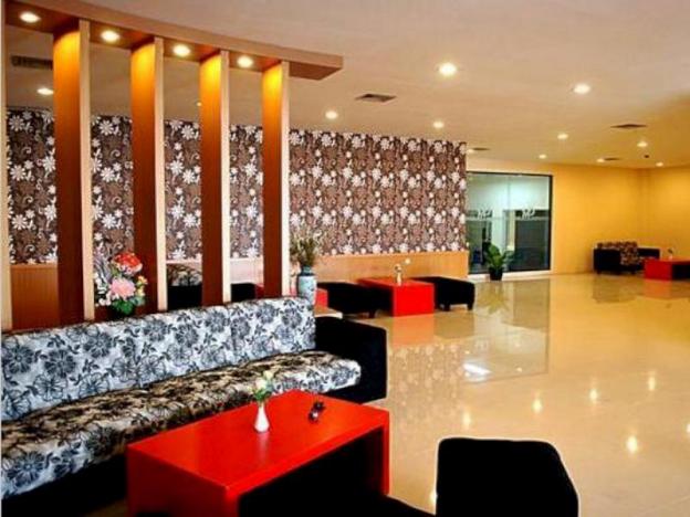 parkside mandarin hotel pekalongan