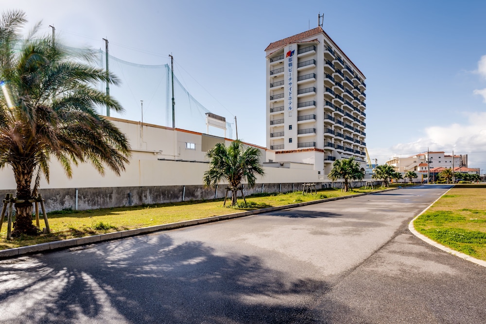naha beach side hotel