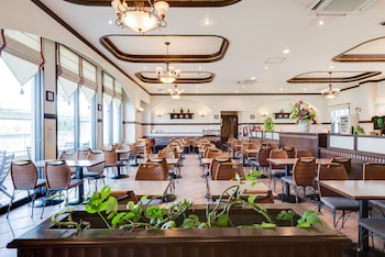 naha beach side hotel