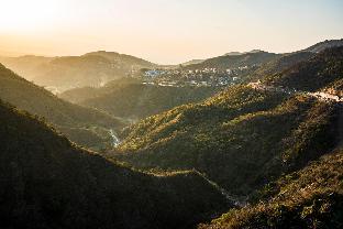 moksha himalaya spa resort