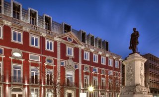 nh collection porto batalha