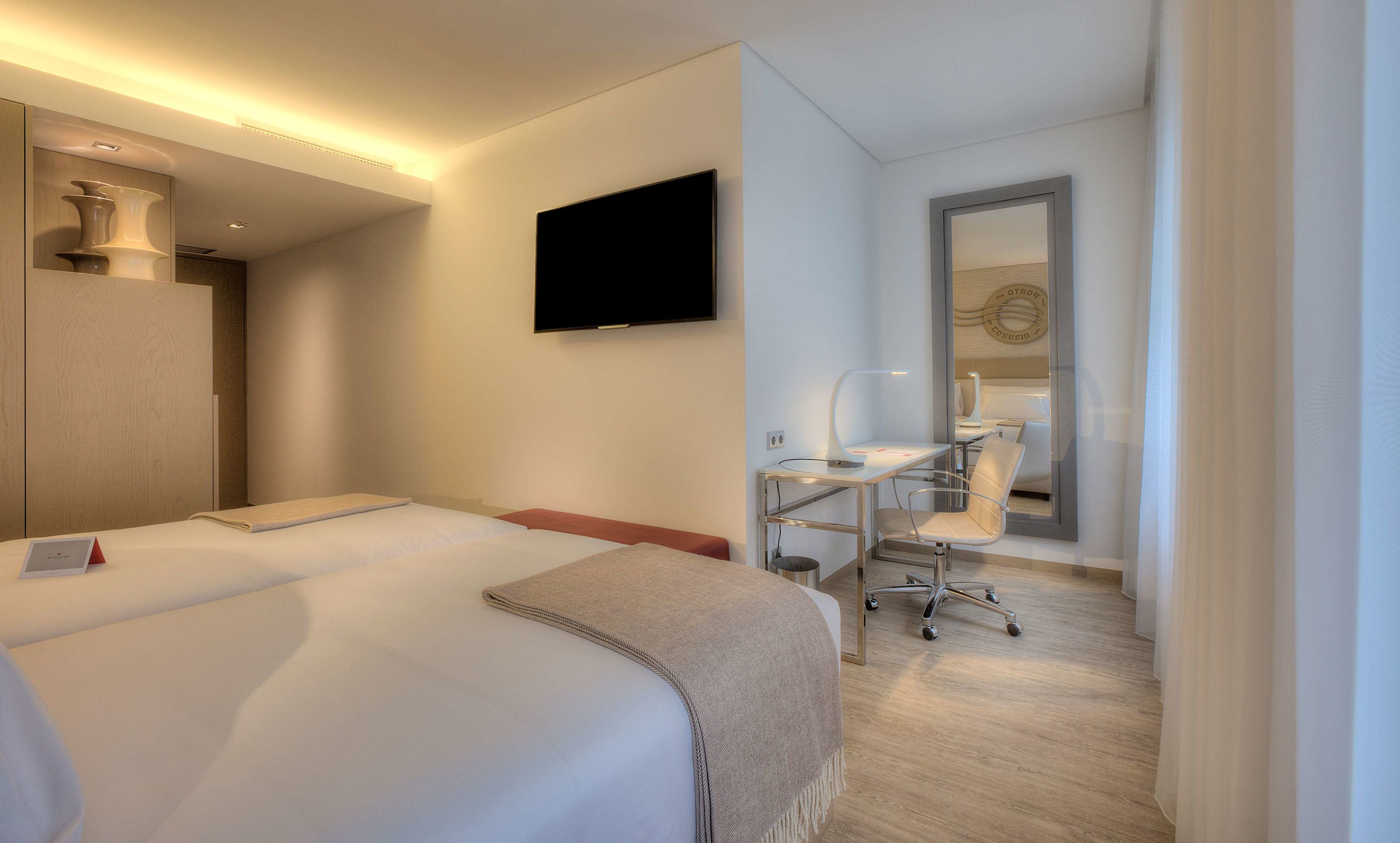 nh collection porto batalha