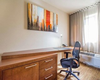 Comfort Inn Mont Laurier,Quebec>>Mont-Laurier,3 star