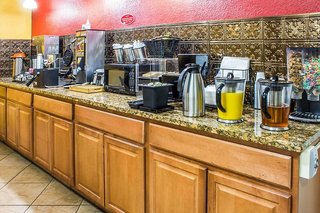 Econo Lodge Inn & Suites,Iowa>>Atlantic,2 star
