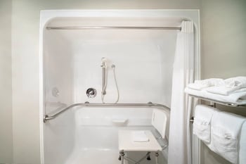 quality inn and suites