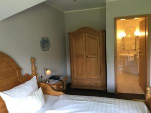 Landhaus Hotel Göke,Bielefeld>>Bad Lippspringe,3 star