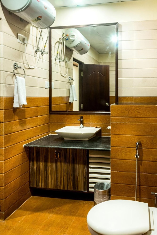 hotel tin tin boutique bijanbari