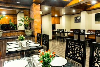 hotel tin tin boutique bijanbari