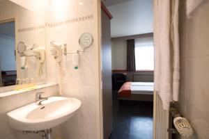 trip inn hotel ariane