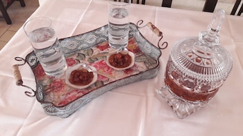 Epavlis Boutique Suites,Delphi>>Central Greece,4 star