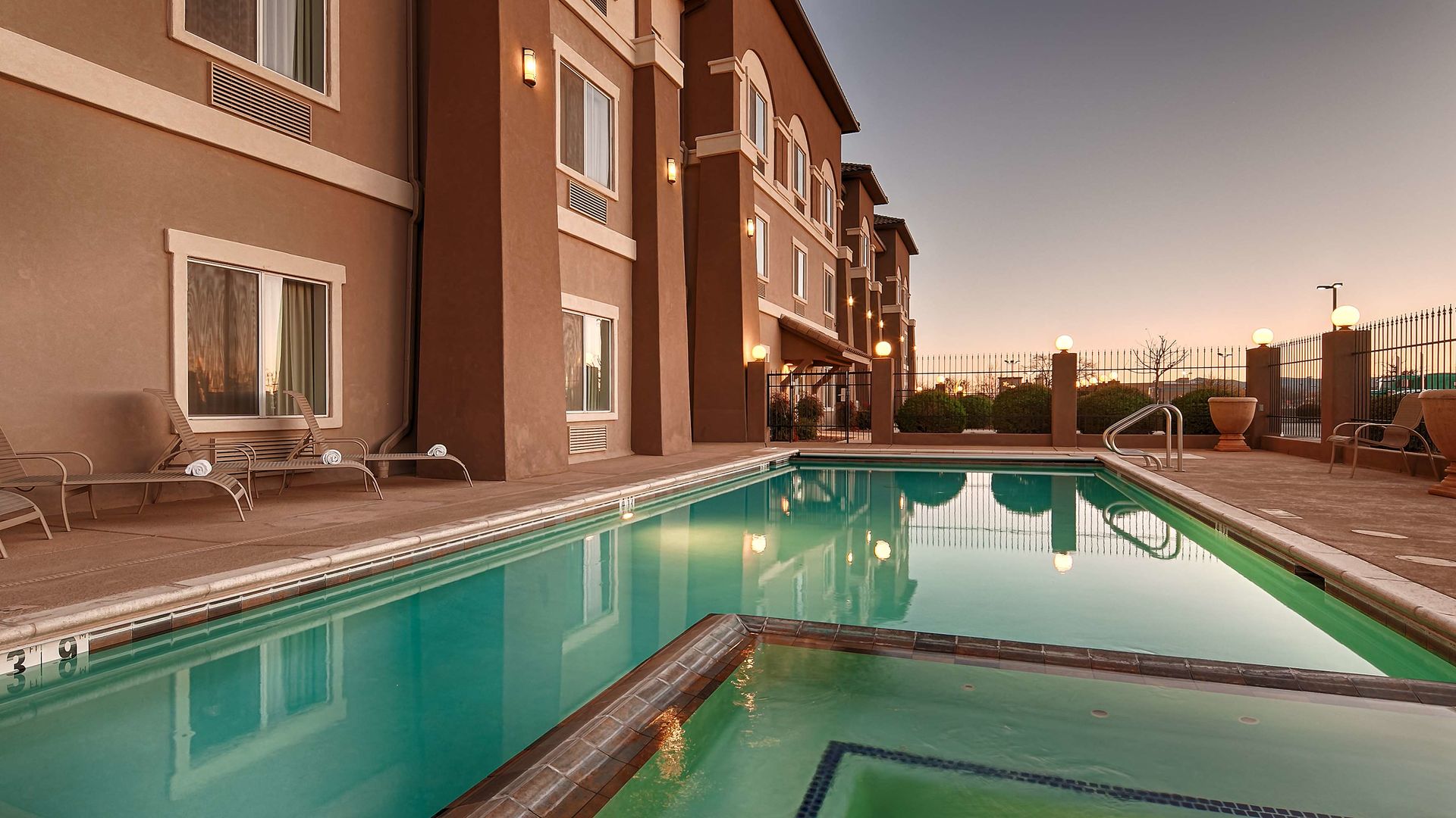 best western douglas inn and suites