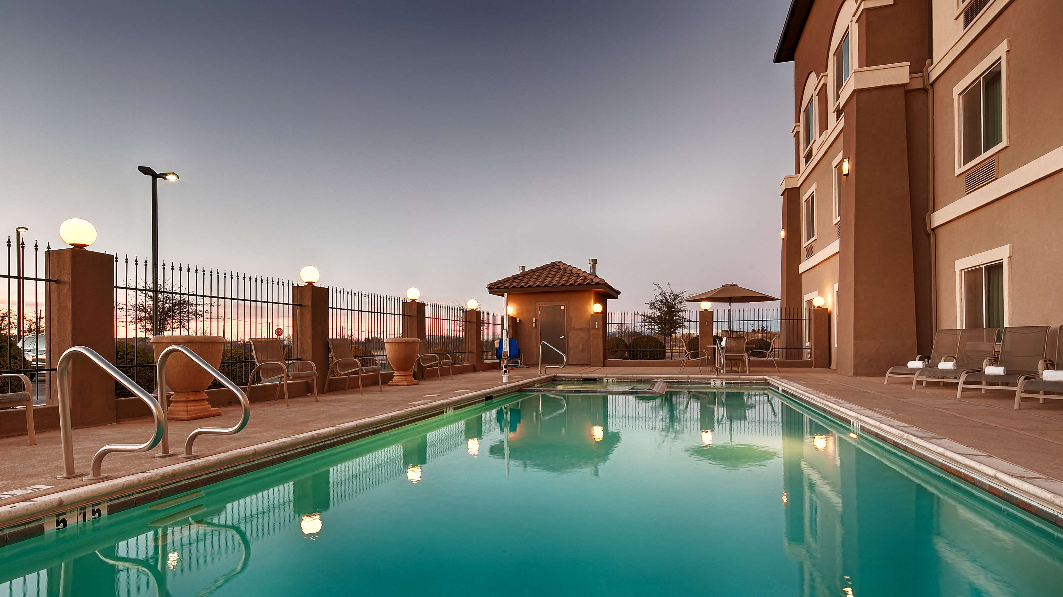 best western douglas inn and suites