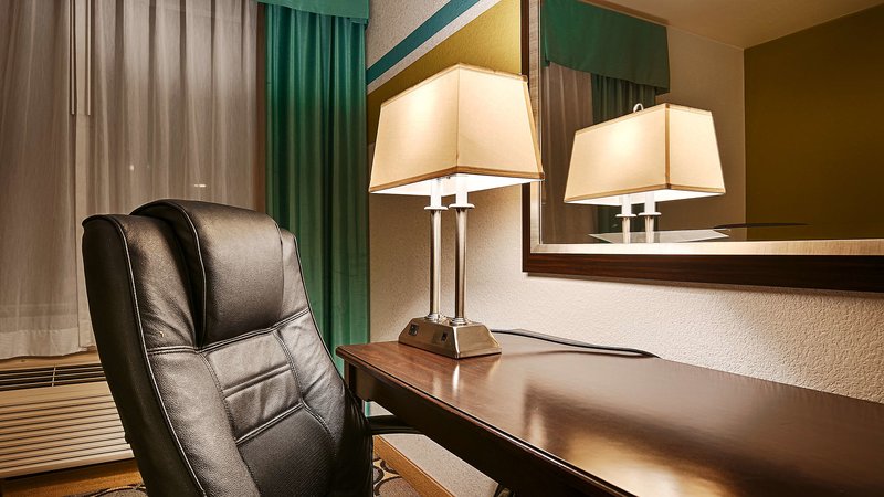 best western douglas inn and suites