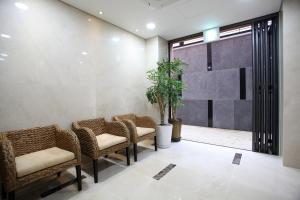 k pop hotel seoul station