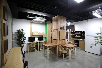 k pop hotel seoul station