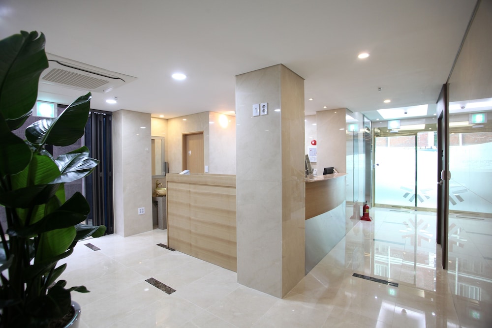 k pop hotel seoul station