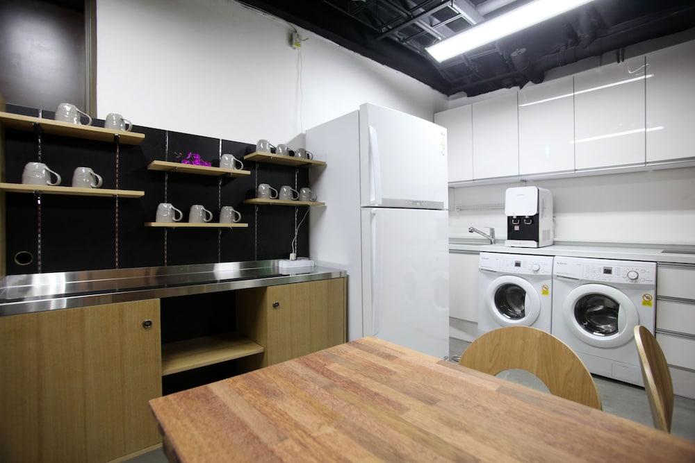k pop hotel seoul station
