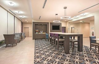 La Quinta Inn & Suites Chattanooga - Lookout Mtn,Lookout Mountain>>Chattanooga,2.5 star