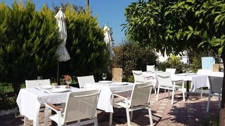 akrogiali exclusive hotel