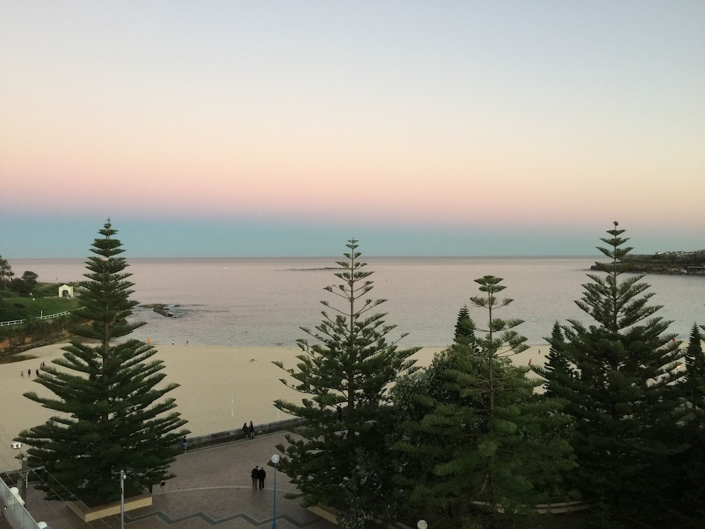 coogee sands hotel and apartments