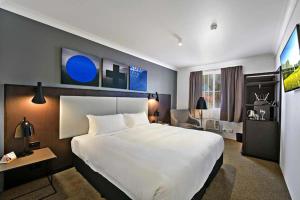 Silkari Urban Cks Sydney Airport Hotel,Gundamaian>>Arncliffe,4 star