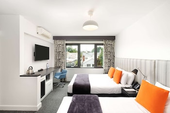 comfort hotel east melbourne