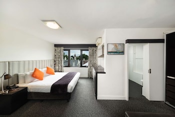 comfort hotel east melbourne