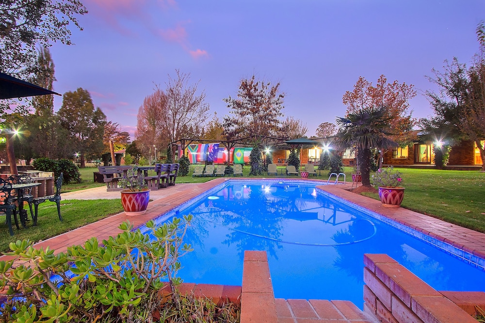 airport bird and game lodge