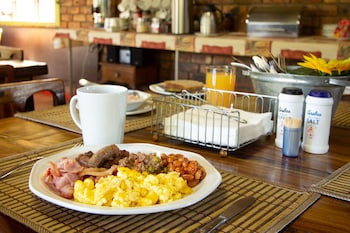 airport bird and game lodge