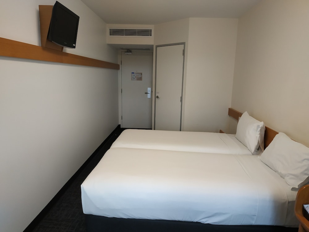 ibis budget sydney airport