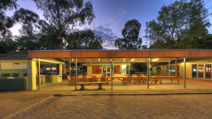 crystal brook tourist park