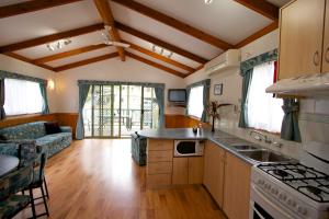 crystal brook tourist park