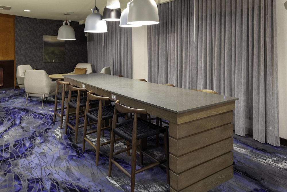 fairfield inn and suites by marriott charlotte matthews