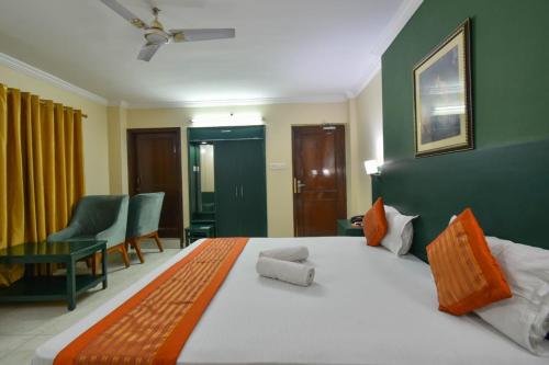 hotel jaisingh palace