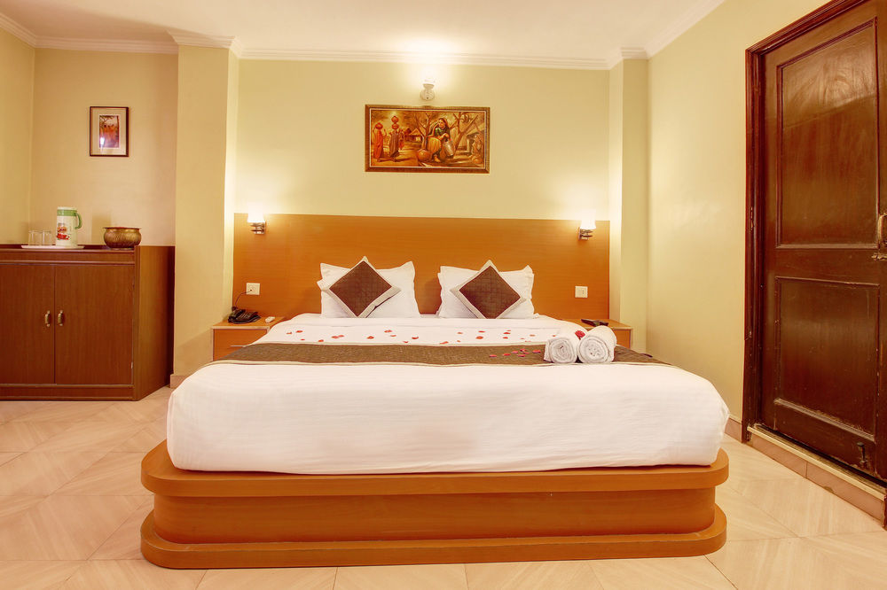 hotel jaisingh palace