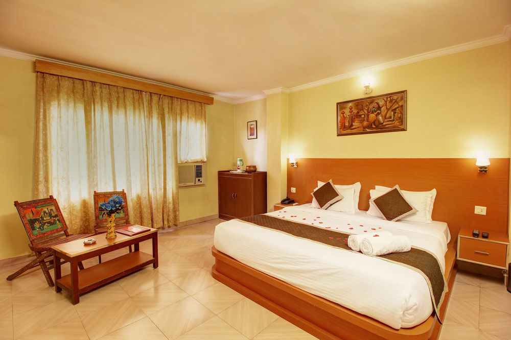 hotel jaisingh palace