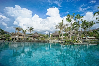 the ritz carlton bali