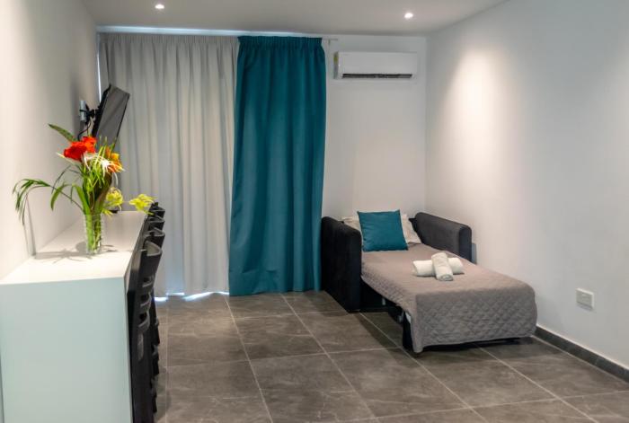 a maos hotel apartments
