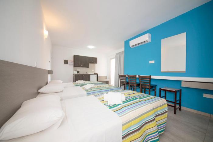 a maos hotel apartments