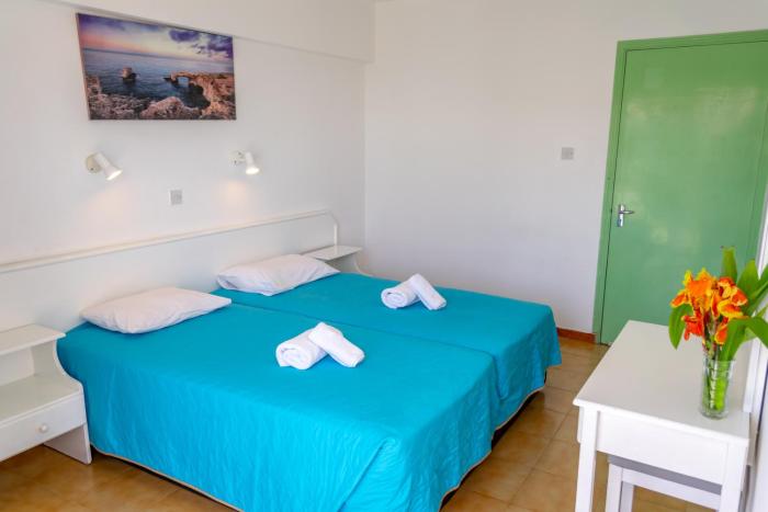 a maos hotel apartments