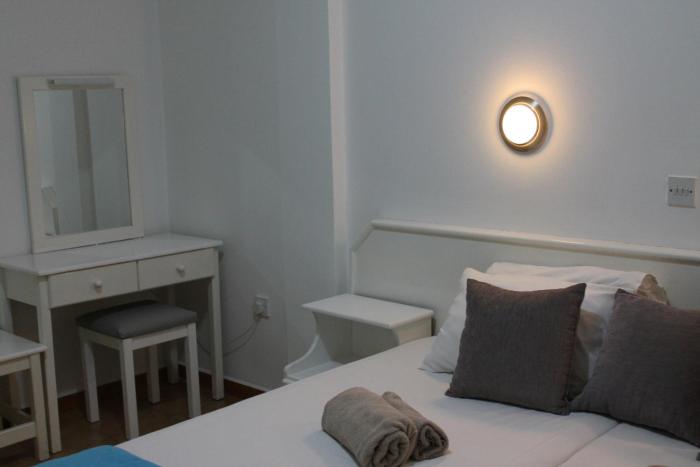 a maos hotel apartments