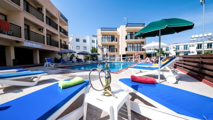 a maos hotel apartments