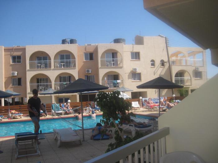 a maos hotel apartments