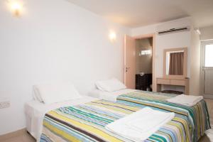 a maos hotel apartments