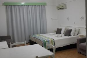 a maos hotel apartments