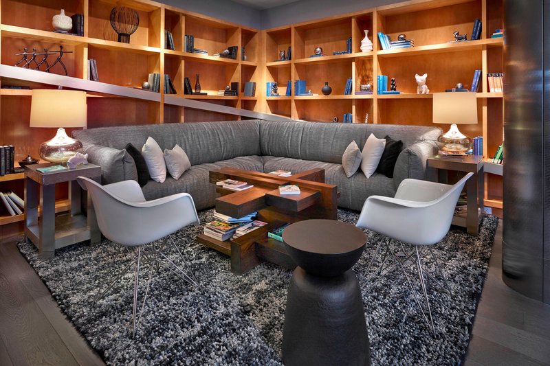 renaissance edmonton airport hotel