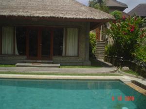 nefatari exclusive villas
