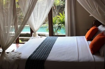 nefatari exclusive villas