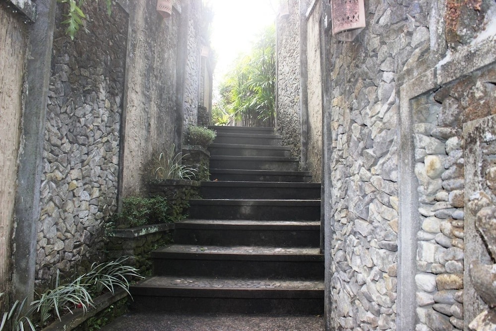 nefatari exclusive villas