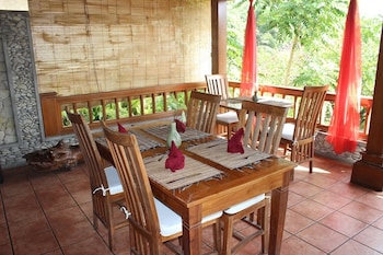 nefatari exclusive villas